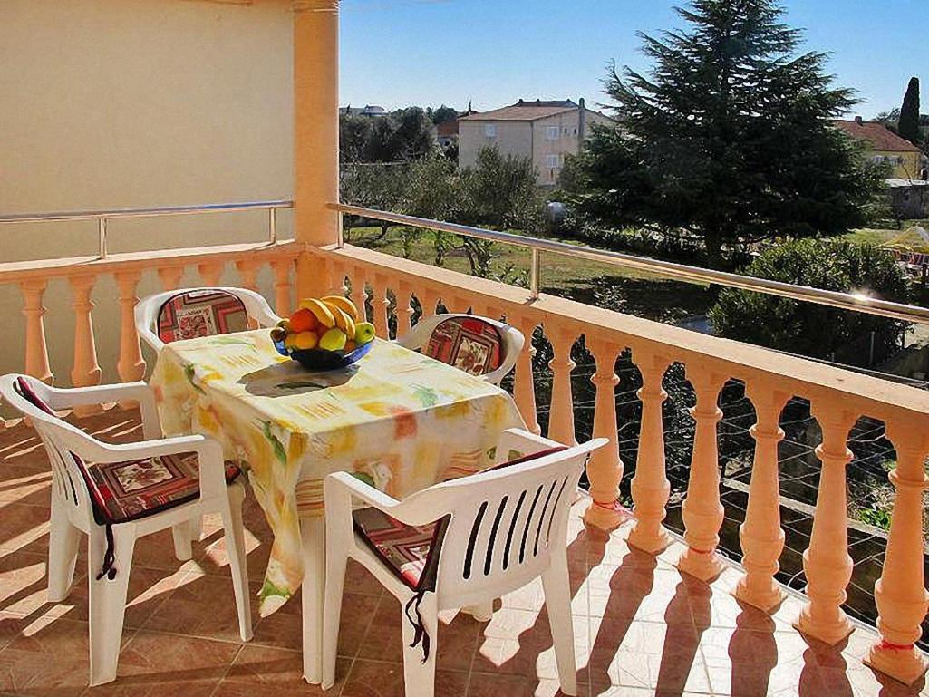 Nives Apartmani Pakoštane Esterno foto